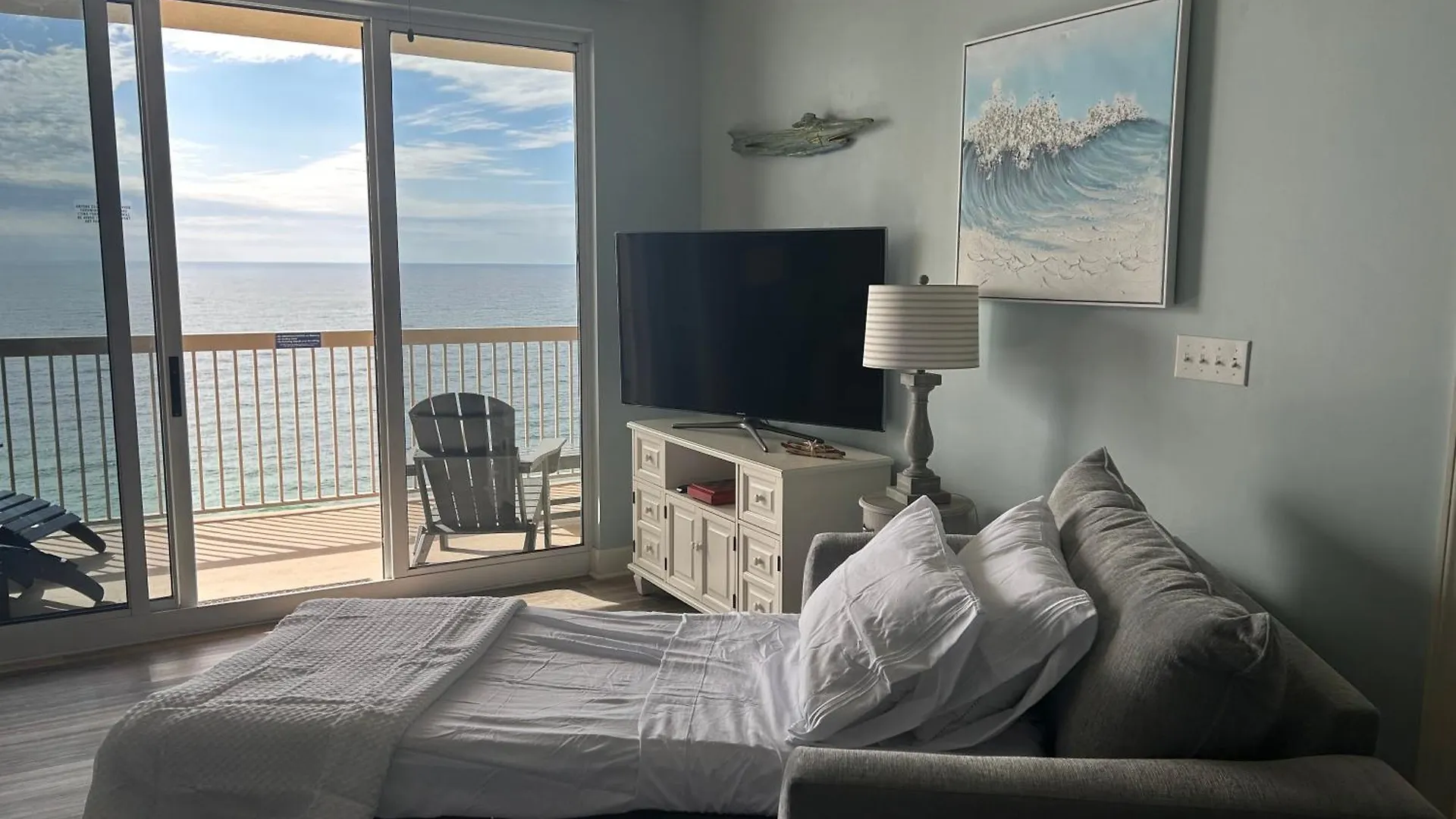 Sunrise Beach Condo -Gulf Front- Free Beach Chair Service Panama Stadt 0*,  USA